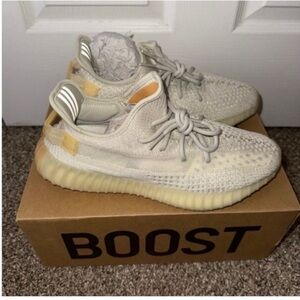 Adidas Yeezy Boost 350 V2